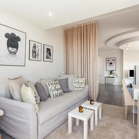 Nomad Dreams N6 One Bedroom 1 Extra In Mountain View Apartmán